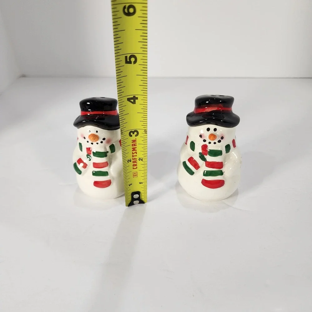 Christmas Snowman Ceramic Salt and Pepper Shakers Set Holiday Winter Decor